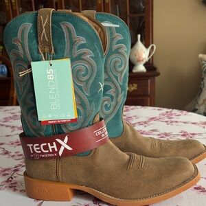 Tech X Women's Teal and Tan Western Boots